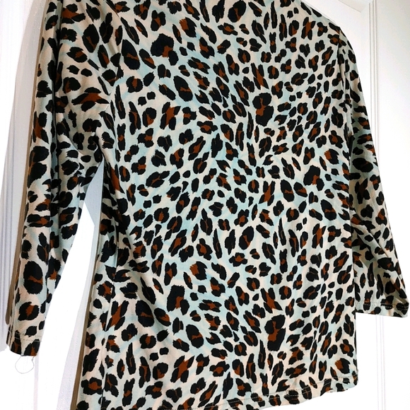 Conrad C Collection Top - Picture 8 of 9